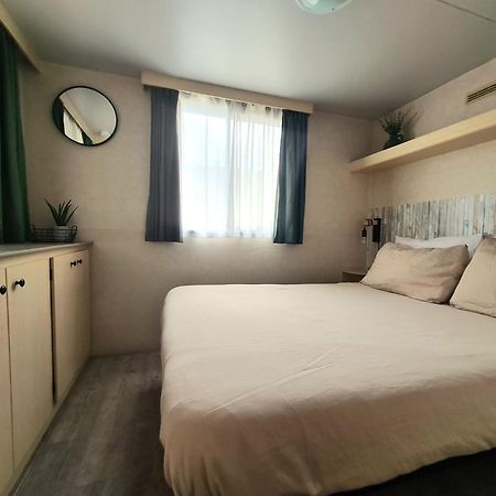 Comfortabele Familie Chalets Met Veranda Incl Airco Dichtbij Zee! Viareggio Ngoại thất bức ảnh