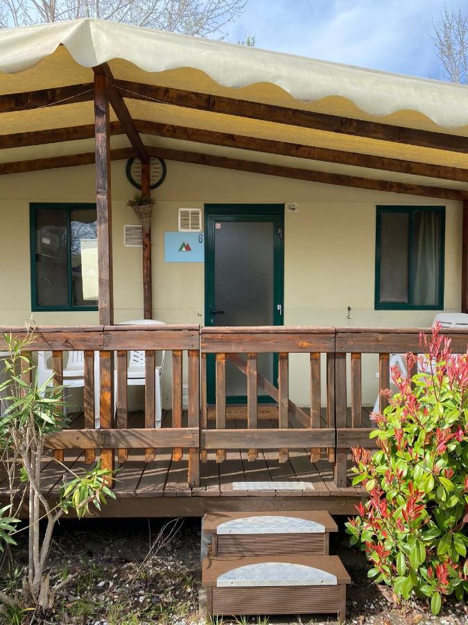 Comfortabele Familie Chalets Met Veranda Incl Airco Dichtbij Zee! Viareggio Ngoại thất bức ảnh